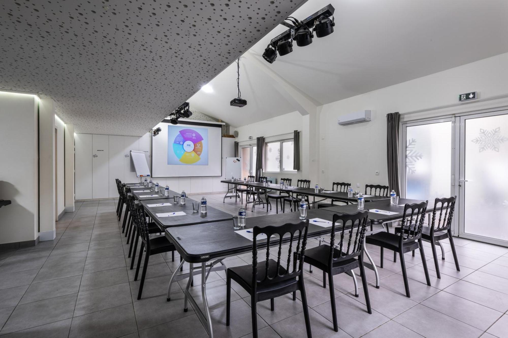 L'epinette - De Groupe Et Salle De Reception Allevard